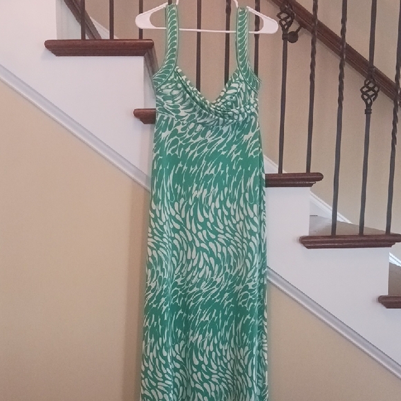 Green Patterned Maxi Dress - Picture 1 of 5
